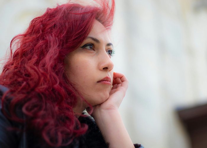 Anxiété sociale et rencontres : pourquoi un rendez-vous peut ressembler à un examen