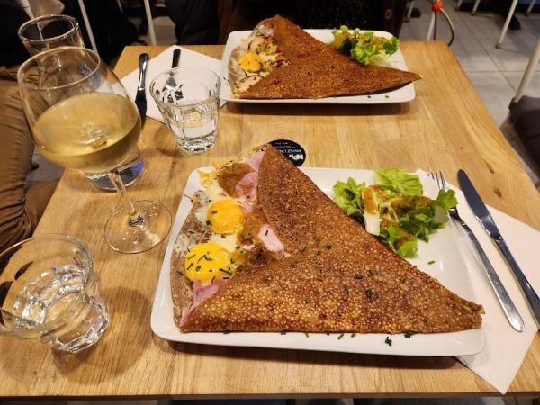 Dîner à la Créperie "Blé Noir" à Versailles - un jeudi soir à 19:30