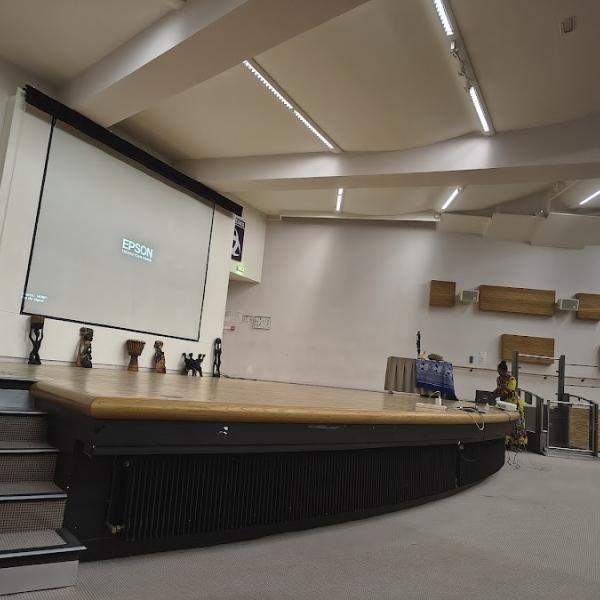 Quand les voix unissent les cœurs : soirée inter chorales, inclusive et solidaire, avec EmmaFleurs