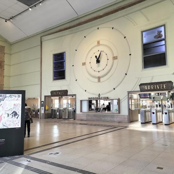 Journée balade & pique-nique à Chartres et alentours au départ de Versailles Chantiers (ou de Paris Montparnasse) - Un dimanche de mai