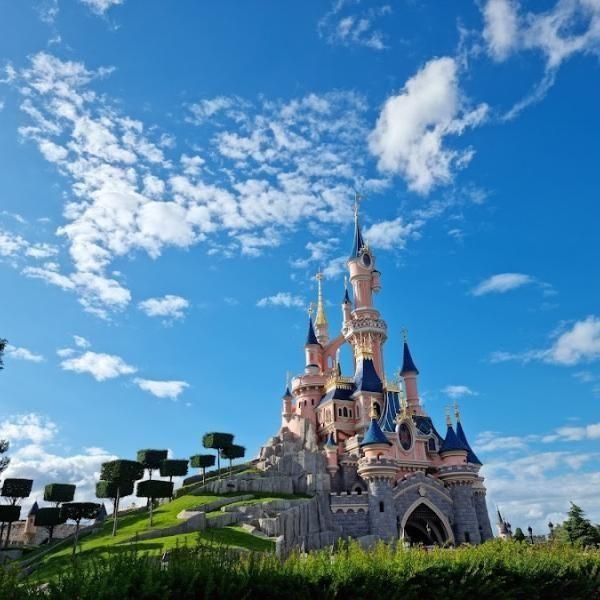 Disneyland Paris - 🐭🦆👸🧞‍♂️🚀🎠