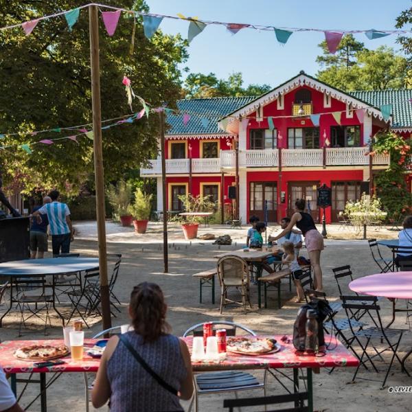 Après midi et soirée papotages/apéritif/cartes/jeux de société/dancing au Rosa Bonheur de Vincennes