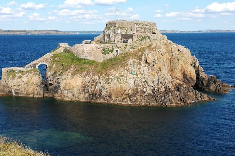Rocky sea fort in Plougonvelin