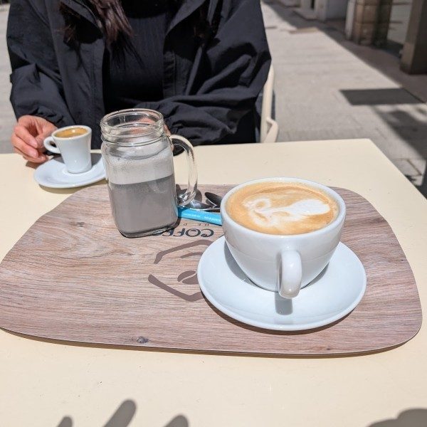 Et toi tu lis quoi ? 📚 ☕️🍩 au Cosy Coffee